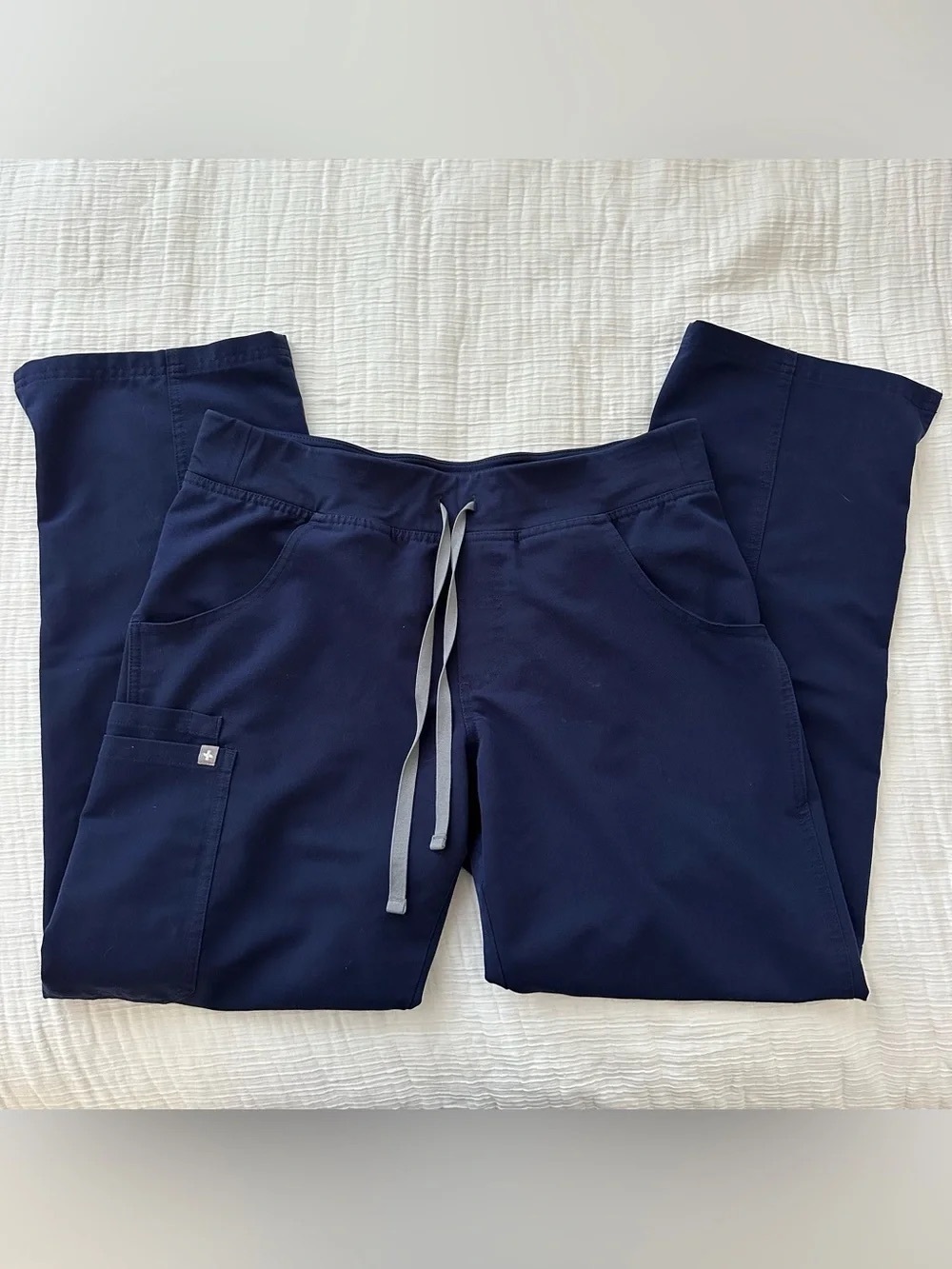 FIGS Women’s Kade Scrub Pants - Small